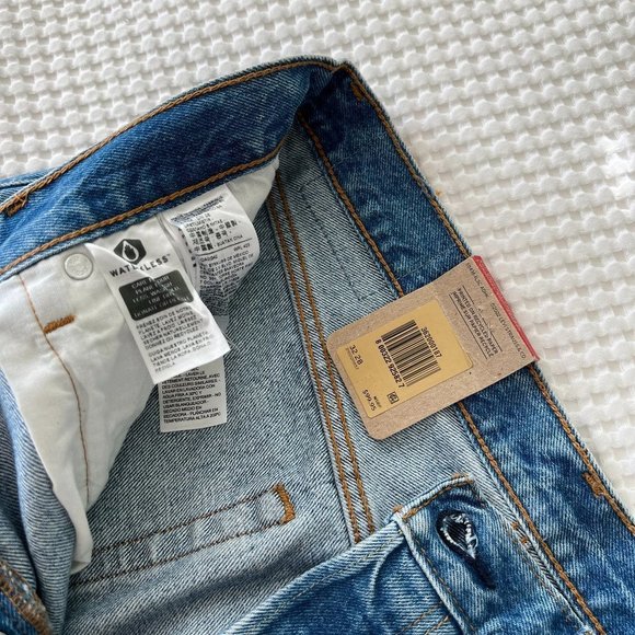 Levi's | 501 Original Cropped Jeans - Picture 12 of 14